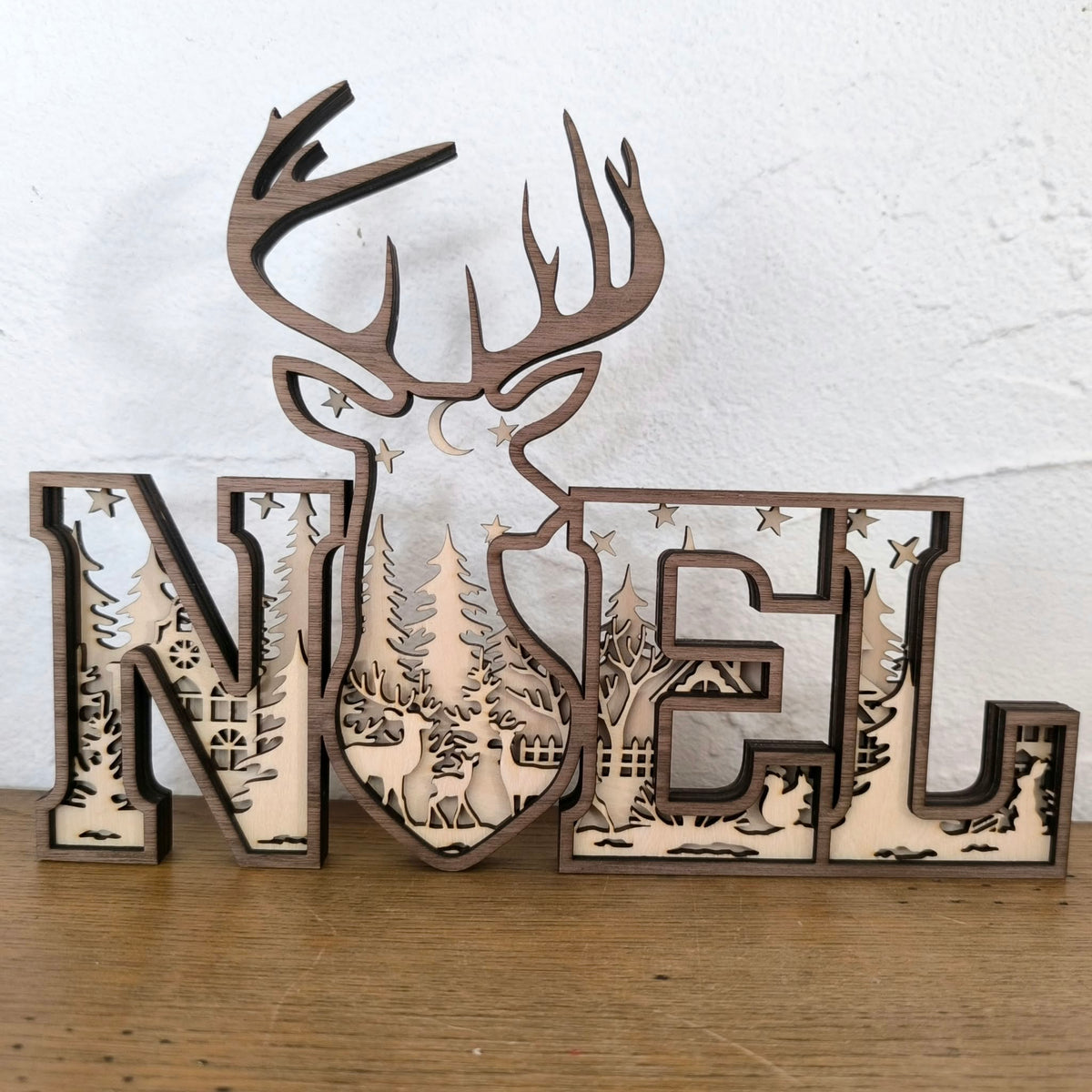 Décoration de Noël - Mot NOËL avec cert et forêt