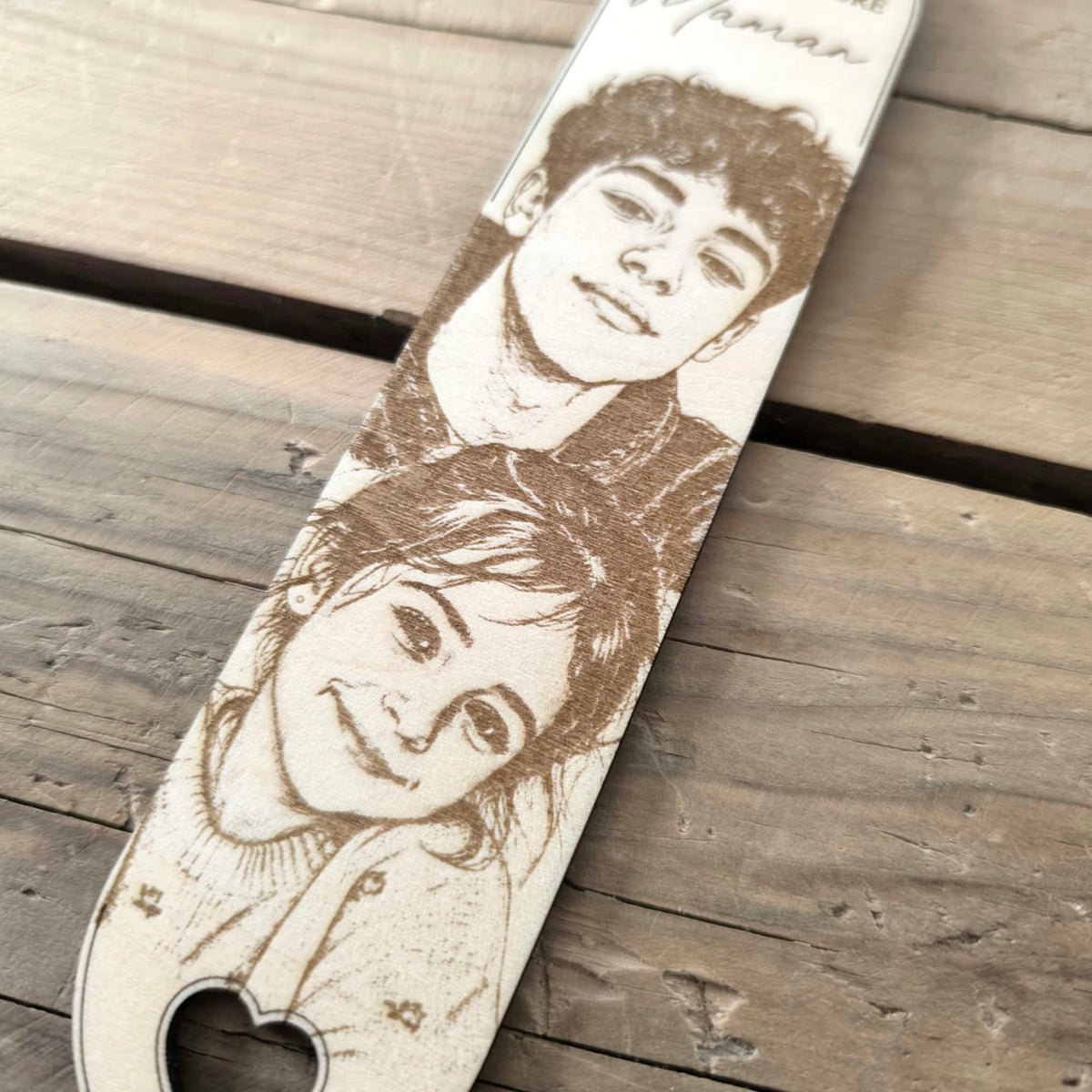 Marque page en bois personnalisé avec portraits