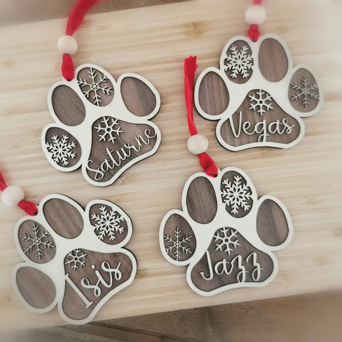 Suspension de Noël personnalisée - Patte de chien
