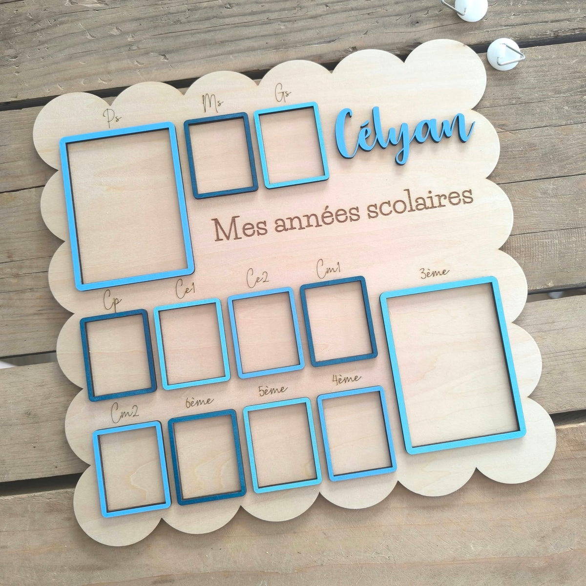 Tableau scolaire en bois personnalisé - De la petite section à la 3ème