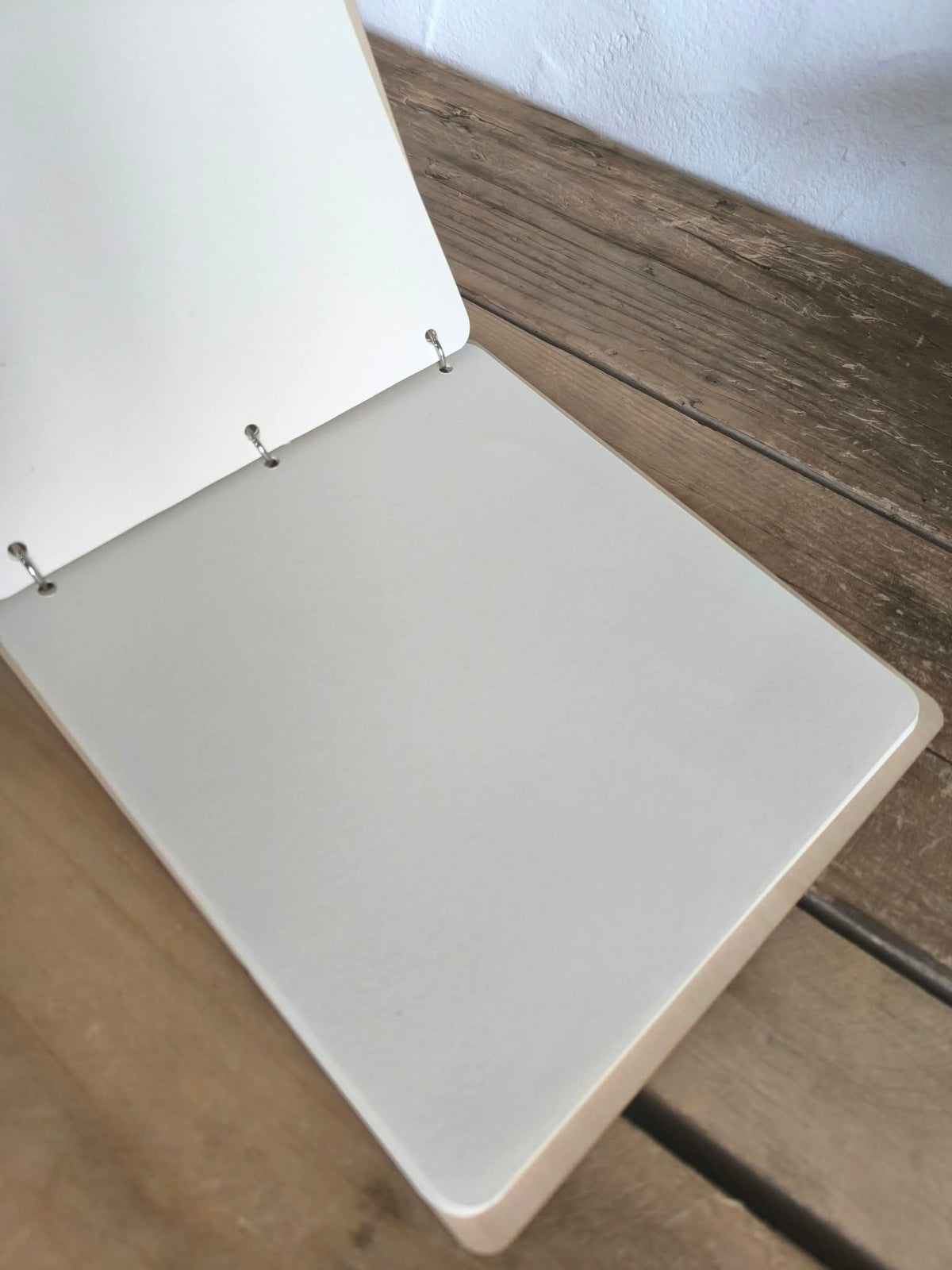 Livre d'or en bois personnalisé - Baptême, mariage et autres évènements